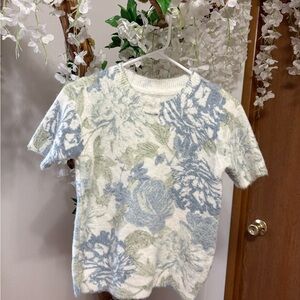 Joie Floral Crew Neck Short Sleeve Sweater 🦋